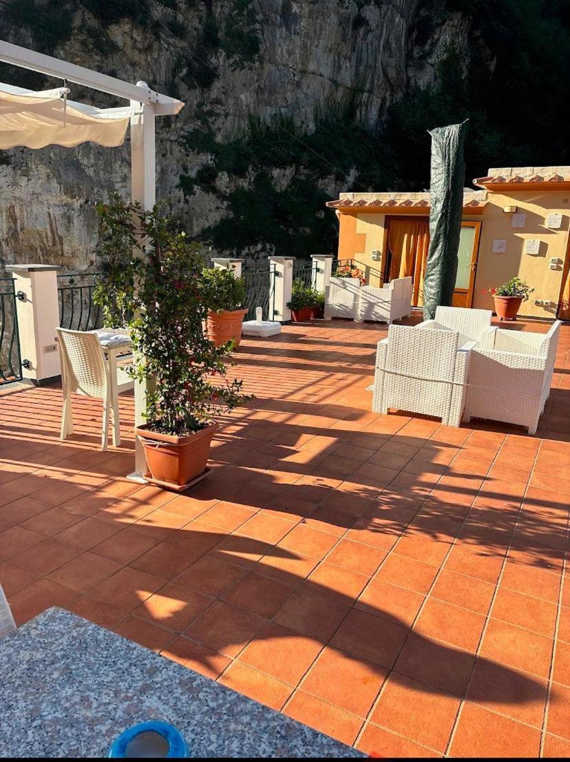 B&B Valenti Amalfi Luaran gambar