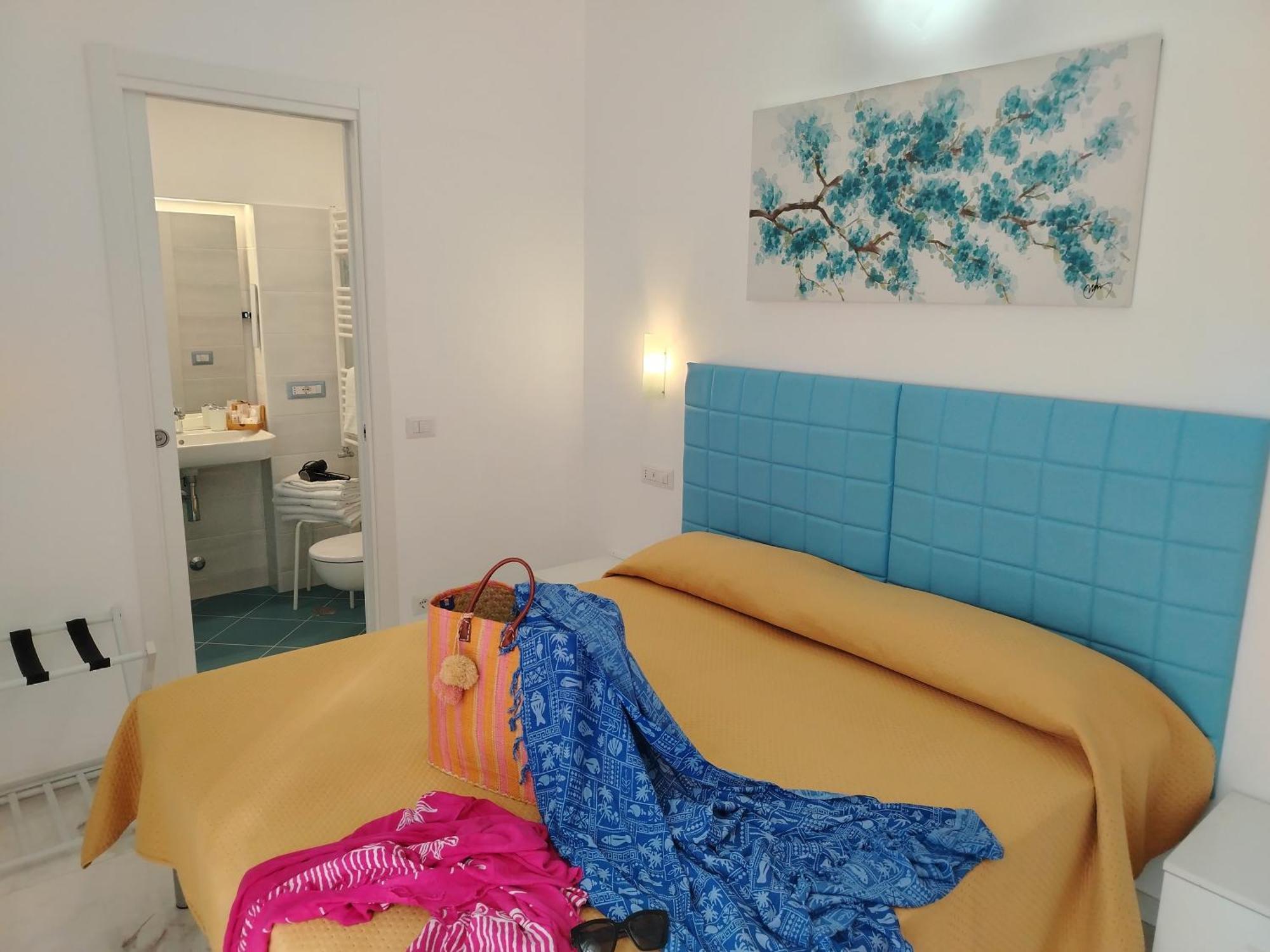 B&B Valenti Amalfi Luaran gambar