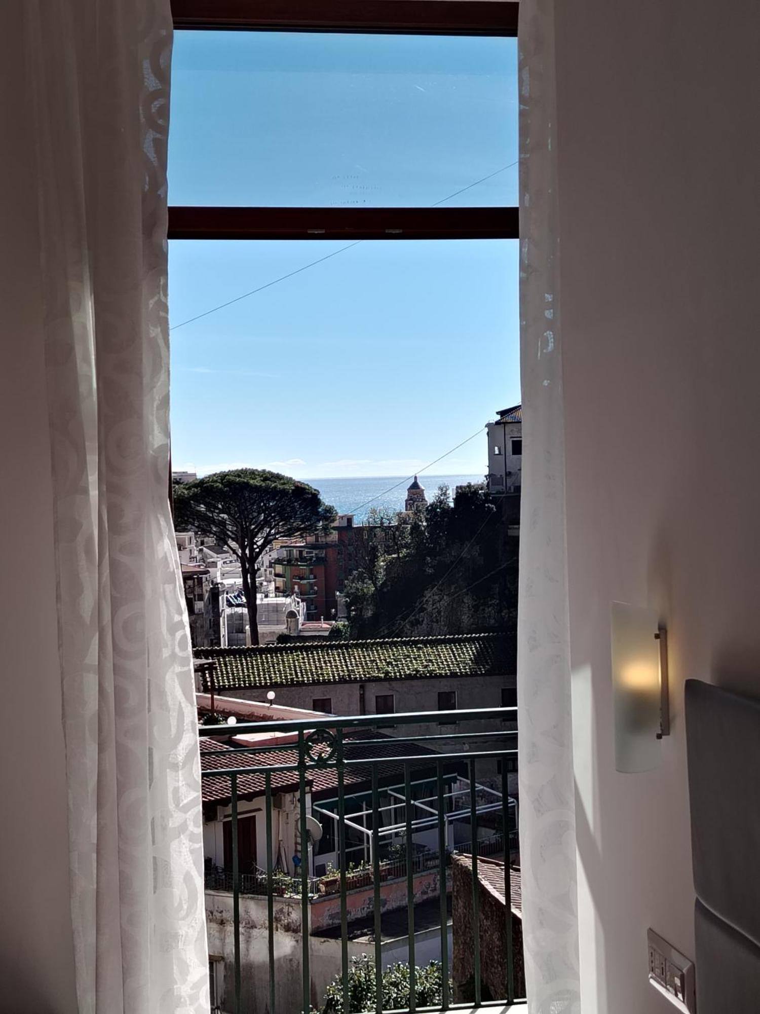 B&B Valenti Amalfi Luaran gambar